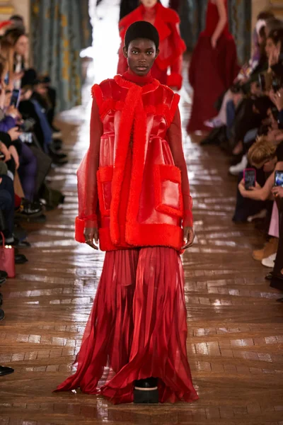 Look 7